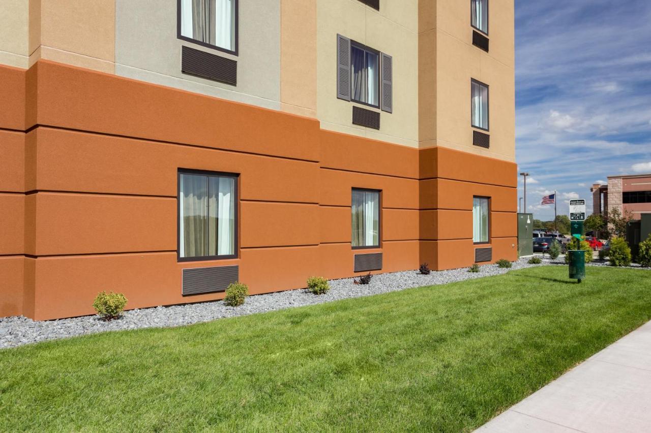 Candlewood I-94 By Ihg Hotel